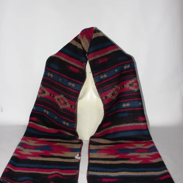 Half Design Shawl (HS9)