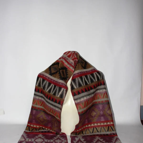 Half Design Shawl (HS8)