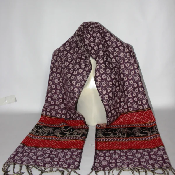 Half Design Shawl (HS1)